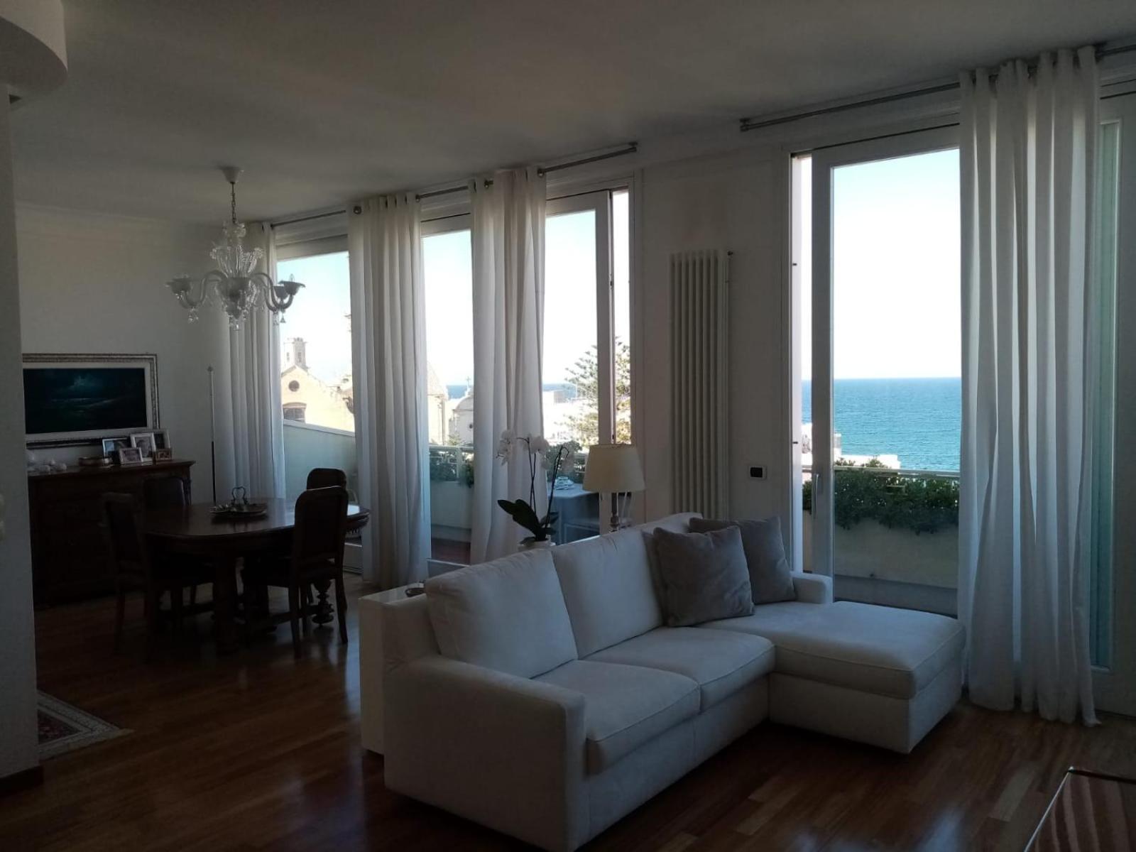 Un Passo Dal Mare - Luxury Home Monopoli Exterior photo